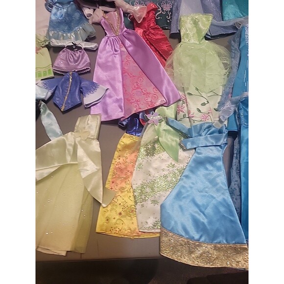 Disney Prince & Princess Doll Clothes Lot Ariel Frozen Cinderella etc Outfits - Picture 16 of 16